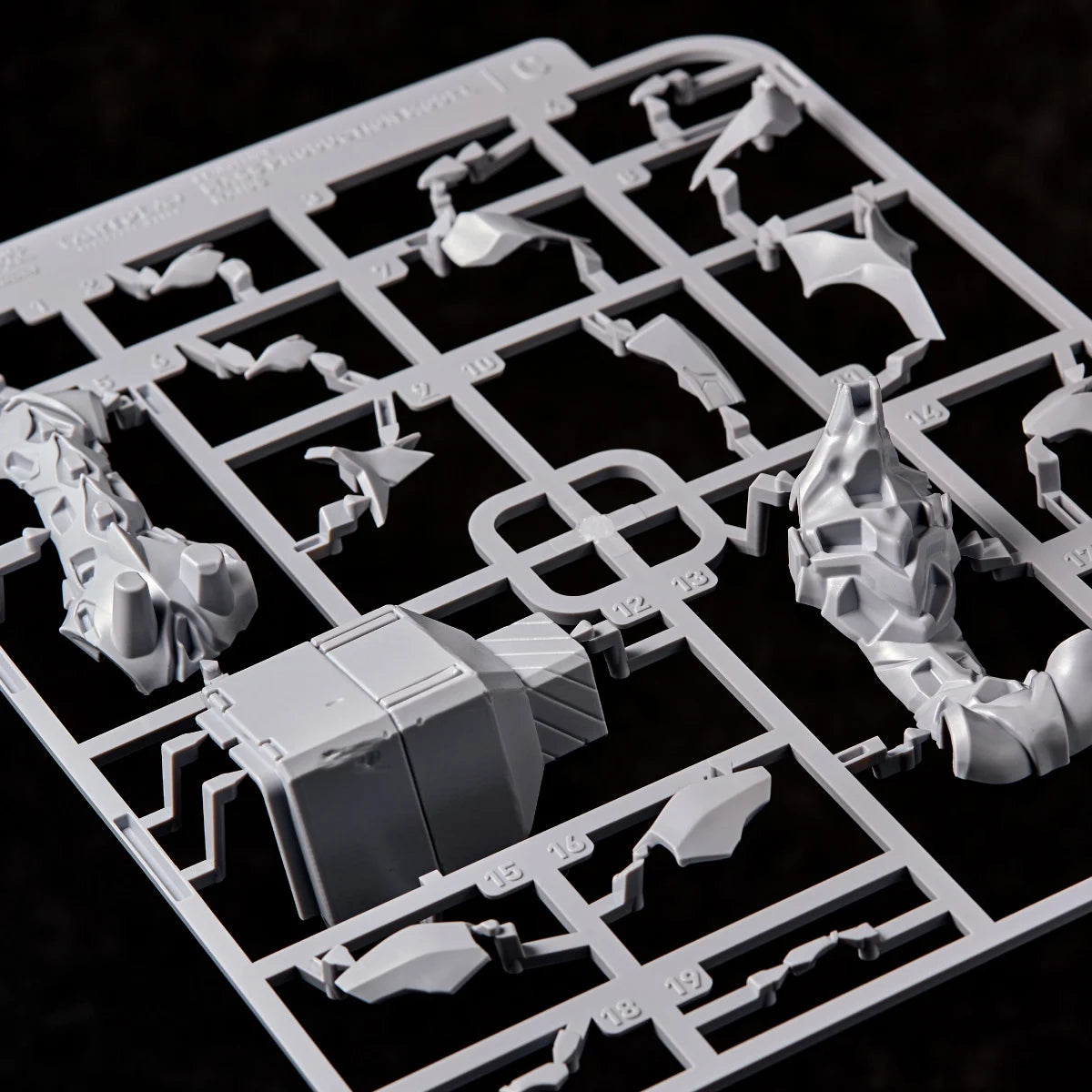 ARTPLA SCULPTURE WORKS Mass Production Evangelion Raid